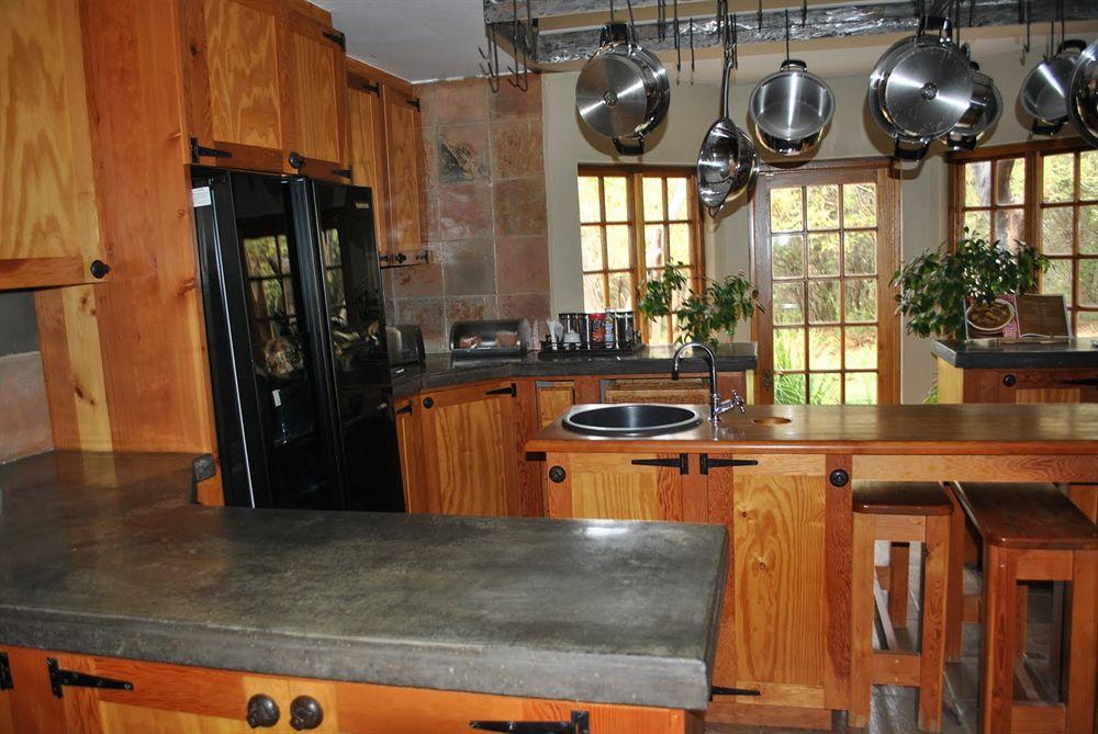 Mokolodi House Bed & Breakfast Gaborone Ngoại thất bức ảnh